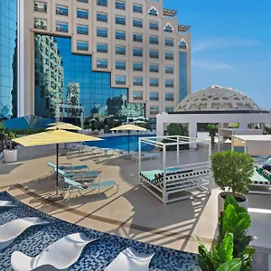 Отель Barcelo Al Jaddaf, Дубай