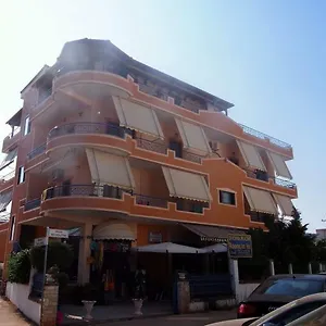 Biraci Aparthotel Ksamil